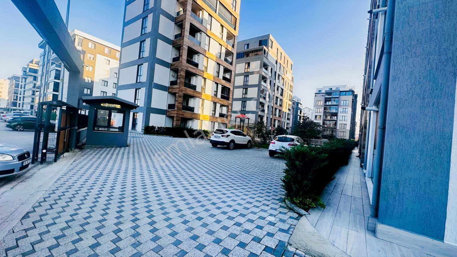 G A Dan Balkan Erk Prestije Sitesinde Bakımlı Satılık 2+1 Daire — fotoğraf 2