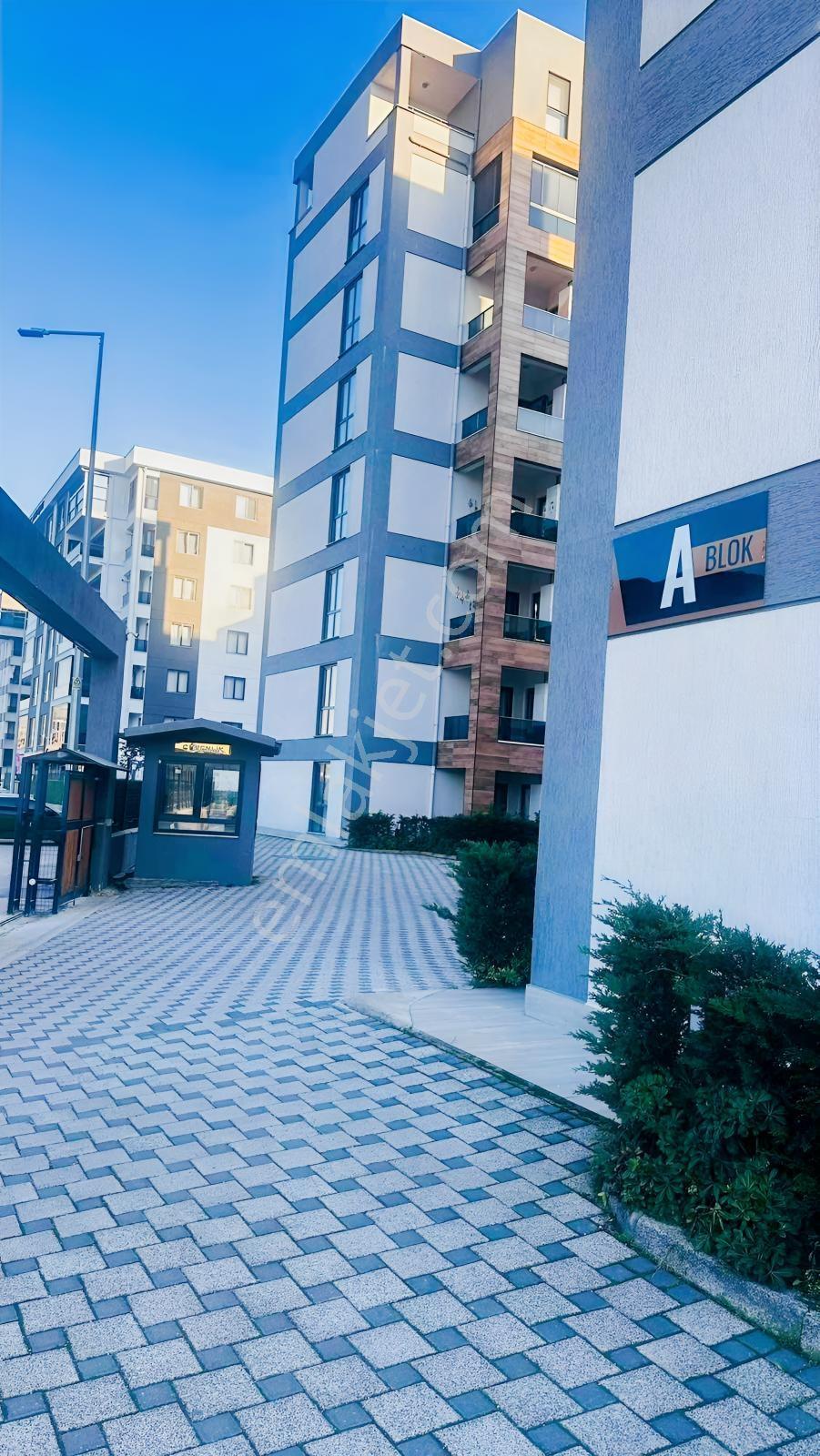 G A Dan Balkan Erk Prestije Sitesinde Bakımlı Satılık 2+1 Daire — fotoğraf 4