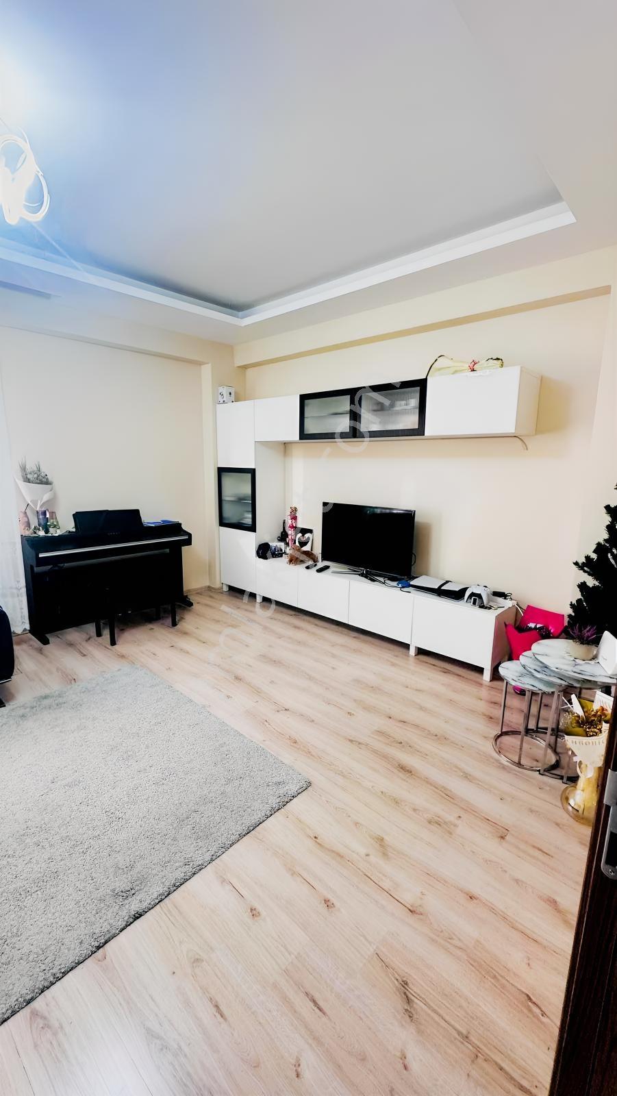 G A Dan Balkan Erk Prestije Sitesinde Bakımlı Satılık 2+1 Daire — fotoğraf 12