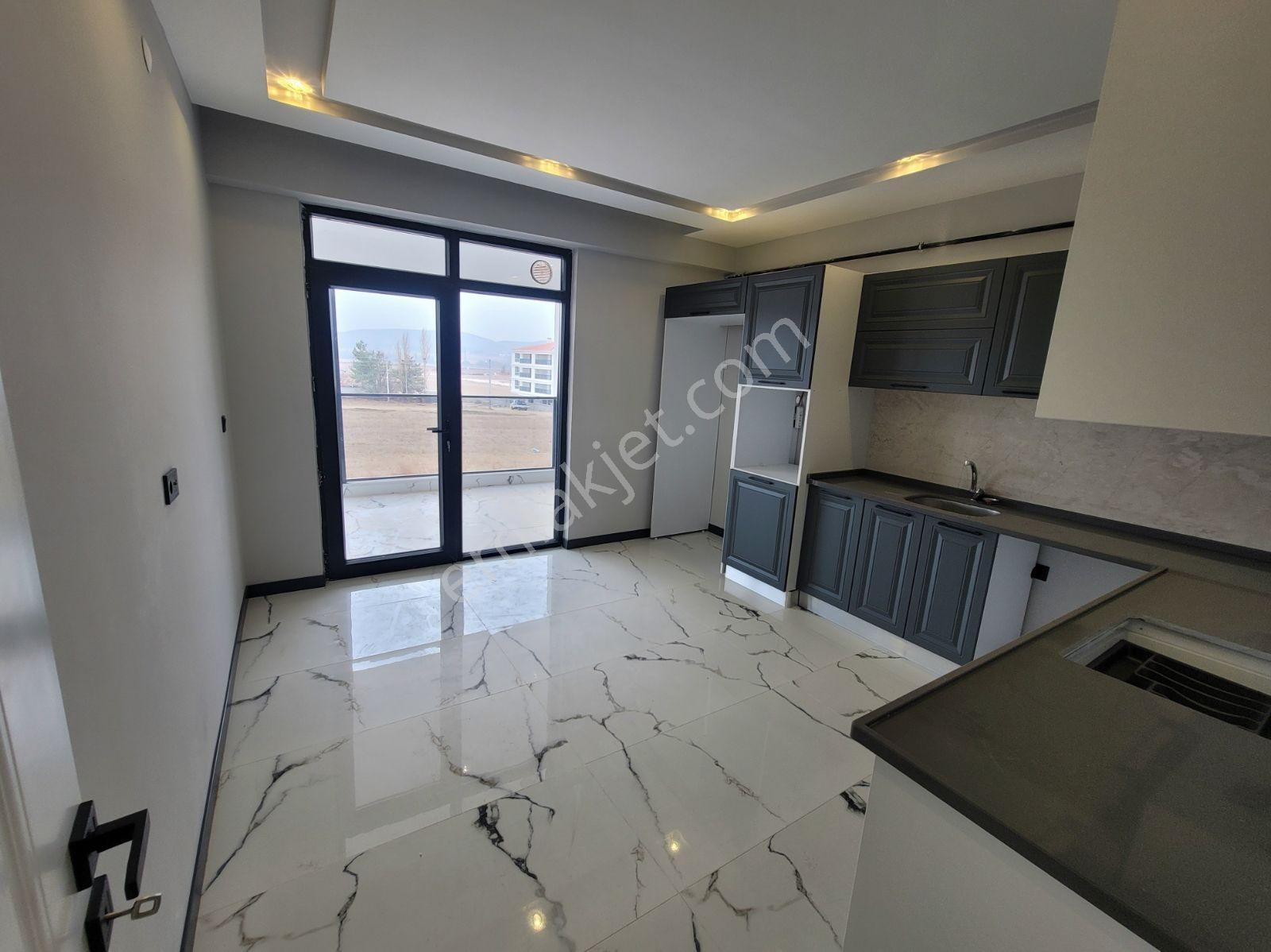 Camlıca Mah Sıte Icerısınde Genıs Net 155m² 3+1 Ozel Garajlı — fotoğraf 5