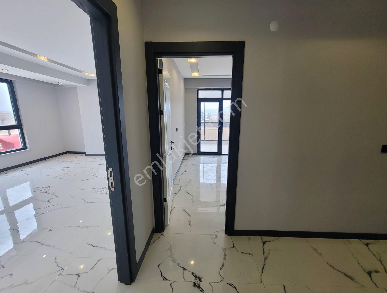 Camlıca Mah Sıte Icerısınde Genıs Net 155m² 3+1 Ozel Garajlı — fotoğraf 11