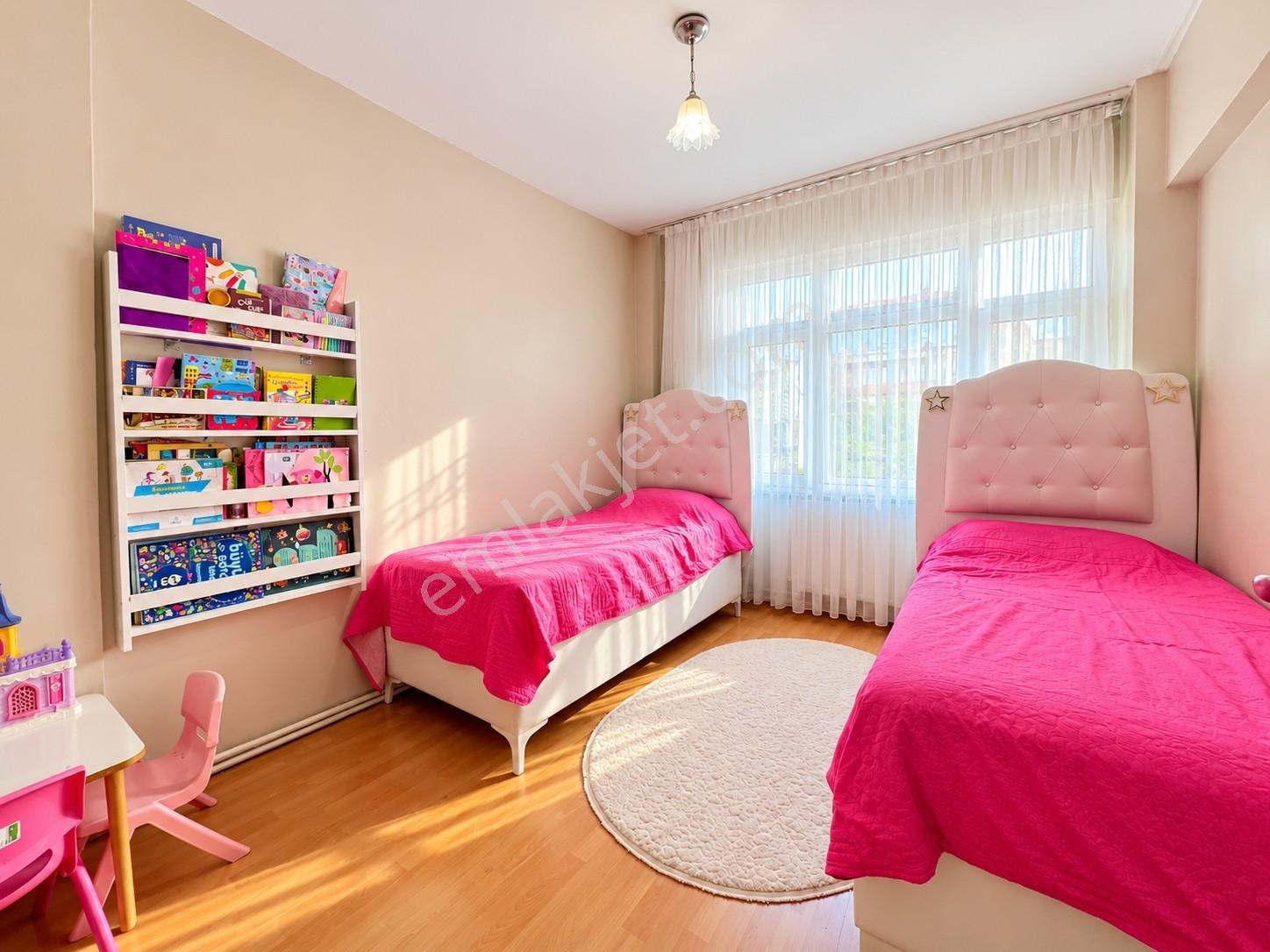 Adapazarı Şeker Mahallesinde Ferah & Geniş 3+1 Satılık Daire — fotoğraf 14