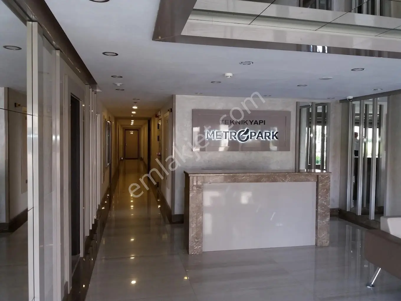 Küçükçekmece Teknikyapı Metropark Sitesinde Satılık 3+1 Daire — fotoğraf 3