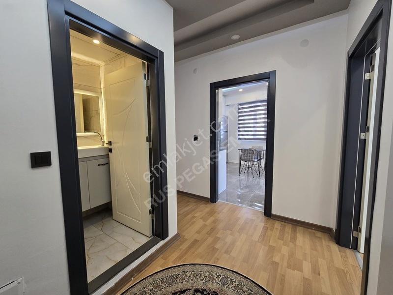 Yüksekalan Mah Ara Kat Ayrı Mutfaklı 2+1 Eşyalı Daire — fotoğraf 12