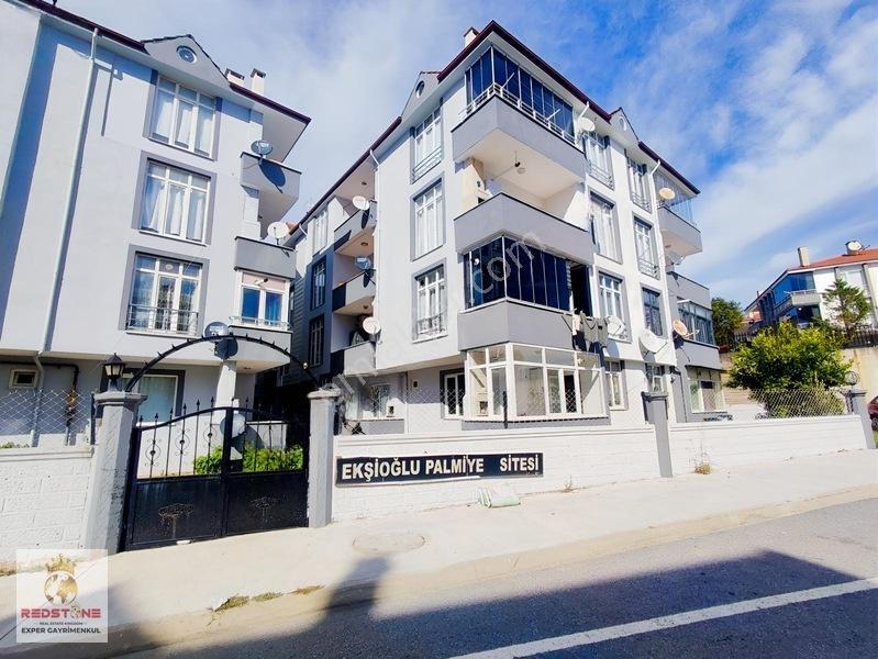 Denize Ve Üniversiteye Yakın Kombili 1+1 Satılık Daire