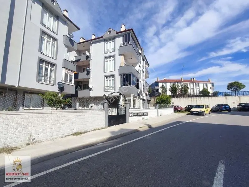 Denize Ve Üniversiteye Yakın Kombili 1+1 Satılık Daire — fotoğraf 4