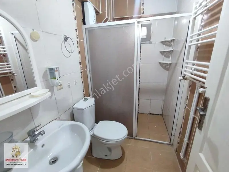 Denize Ve Üniversiteye Yakın Kombili 1+1 Satılık Daire — fotoğraf 12