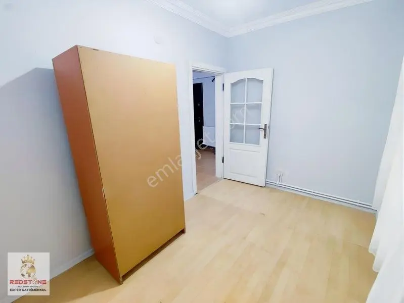 Denize Ve Üniversiteye Yakın Kombili 1+1 Satılık Daire — fotoğraf 17