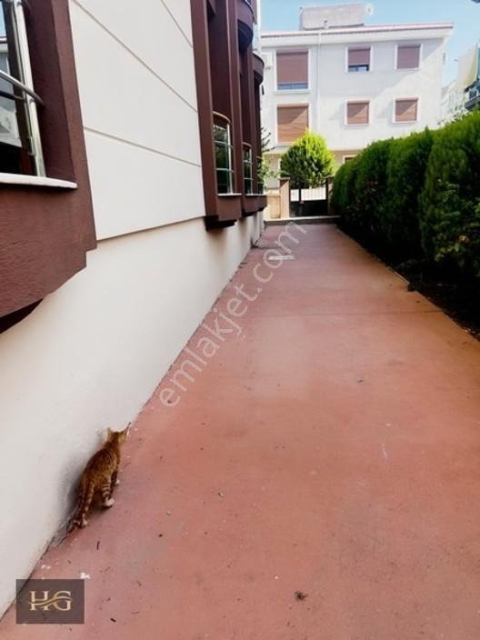 Güzelbahçe Yelki'de Satılık 75 M2 K.mutfak Balkonlu 2+1 Daire — fotoğraf 3