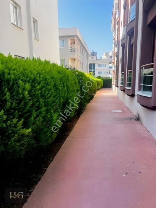 Güzelbahçe Yelki'de Satılık 75 M2 K.mutfak Balkonlu 2+1 Daire — fotoğraf 5