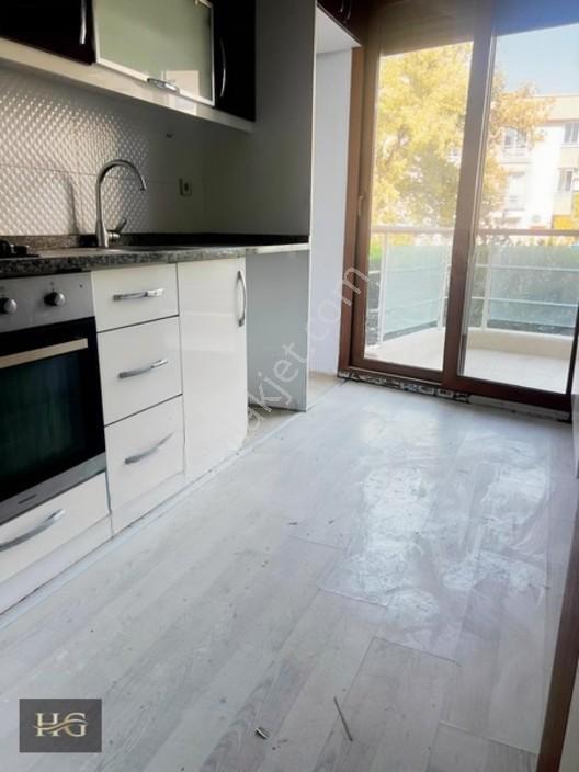 Güzelbahçe Yelki'de Satılık 75 M2 K.mutfak Balkonlu 2+1 Daire — fotoğraf 11