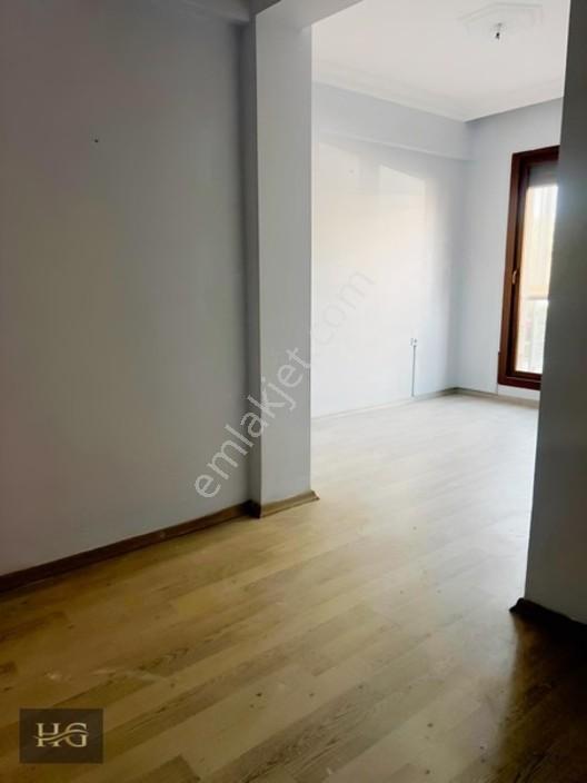 Güzelbahçe Yelki'de Satılık 75 M2 K.mutfak Balkonlu 2+1 Daire — fotoğraf 19