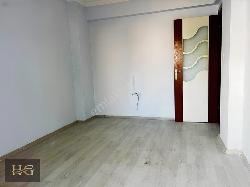 Güzelbahçe Yelki'de Satılık 75 M2 K.mutfak Balkonlu 2+1 Daire — fotoğraf 20
