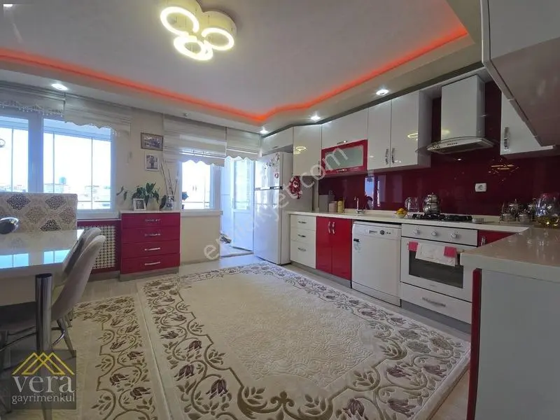 Ege Mahallesinde Kök Tapu Çok Kullanışlı Full Yapılı 4+1 Dubleks — fotoğraf 3