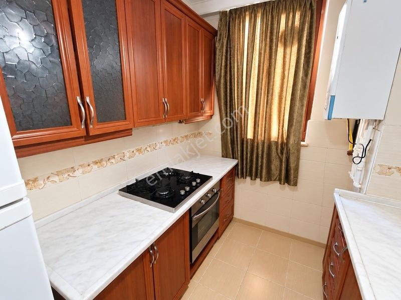 Buğra Dan 3 Etap Alarko Sitesinde Ara Katta Cadde Üzerinde 2+1 — fotoğraf 2