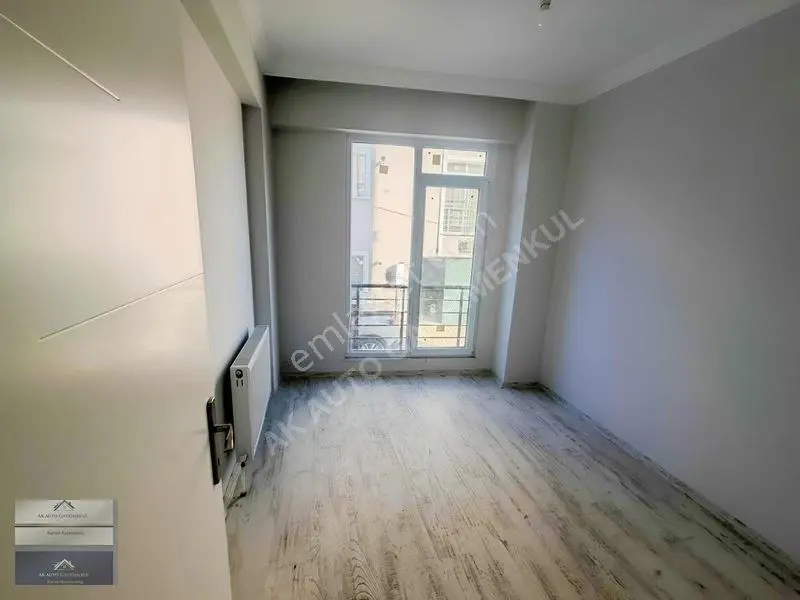 Tekirdağ Süleymanpaşa İstiklal Mahallesi Satılık 2+1 Daire — fotoğraf 9