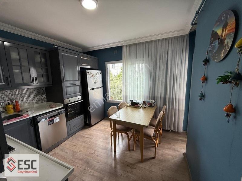 Esc'den 50.yıl Mah,de Nezih Semt,de, 2 Katlı Müstakil Ev Esc2103 — fotoğraf 13