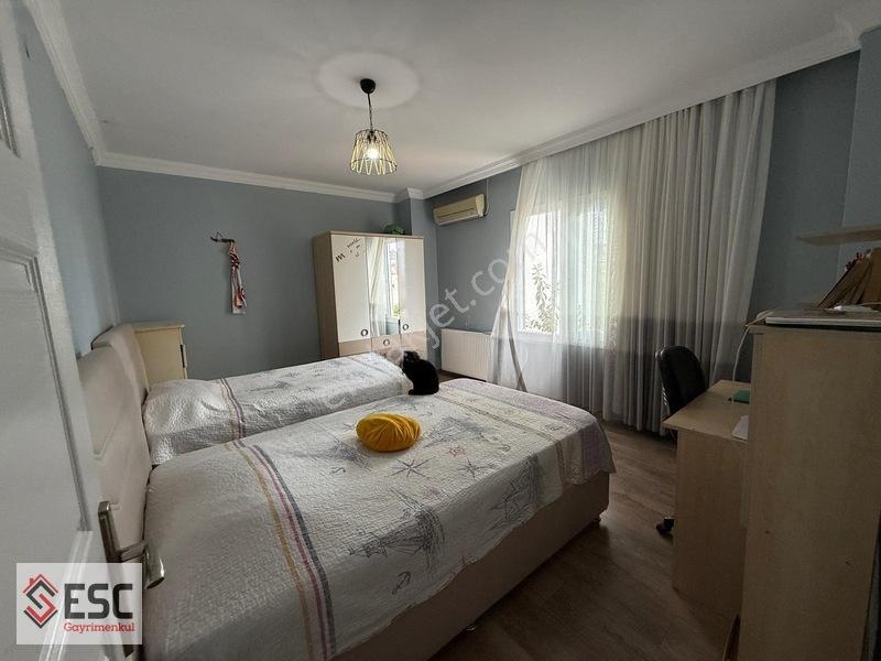 Esc'den 50.yıl Mah,de Nezih Semt,de, 2 Katlı Müstakil Ev Esc2103 — fotoğraf 19