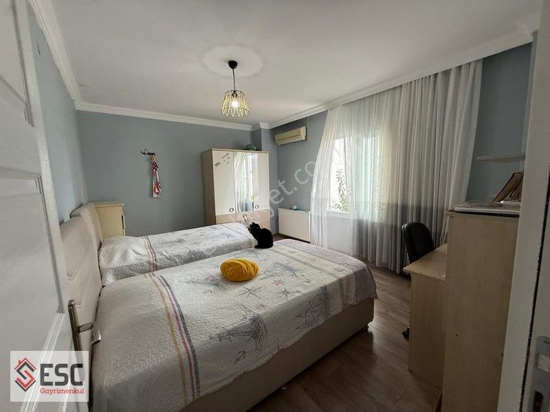 Esc'den 50.yıl Mah,de Nezih Semt,de, 2 Katlı Müstakil Ev Esc2103 — fotoğraf 20