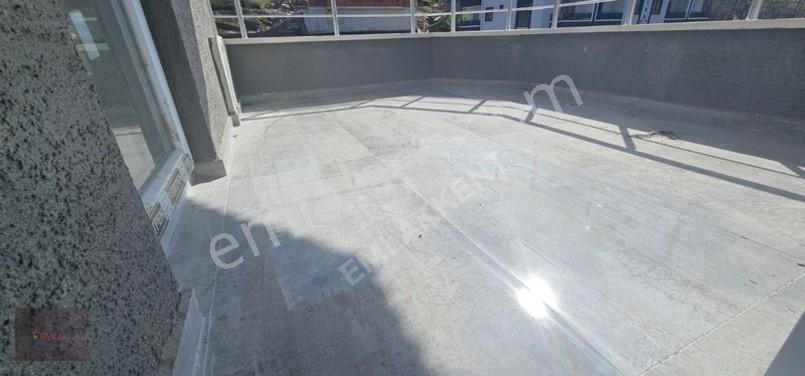 Emlak Kent'ten Salon Mutfak Ayrı,önü Açık 2+1 Satılık Daire — fotoğraf 3