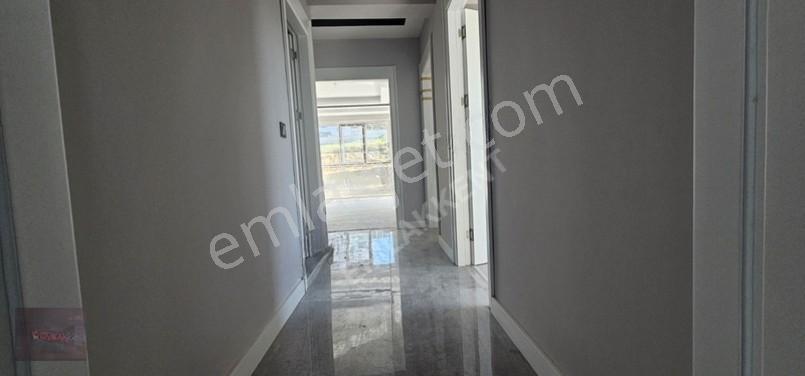 Emlak Kent'ten Salon Mutfak Ayrı,önü Açık 2+1 Satılık Daire — fotoğraf 10