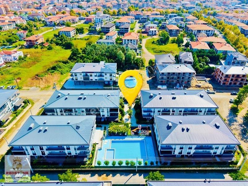 Havuzlu Güvenlikli Site! Ara Kat M.ayrı Kombili Geniş 2+1 Yazlık — fotoğraf 2