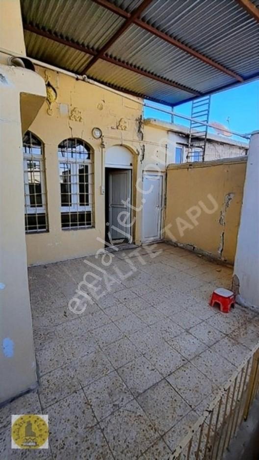 Realite Tapu Dan Narlı Ev Yanı Tarihi Müstakil Tek Tapu 2 Ev. — fotoğraf 28