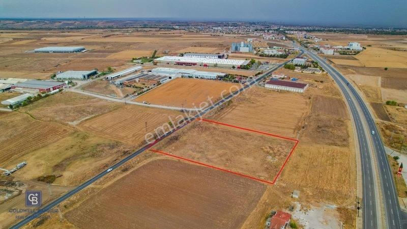 Babaeski'De E-5 Cepheli 9.916 M² Sanayi İmarlı Satılık Arsa
