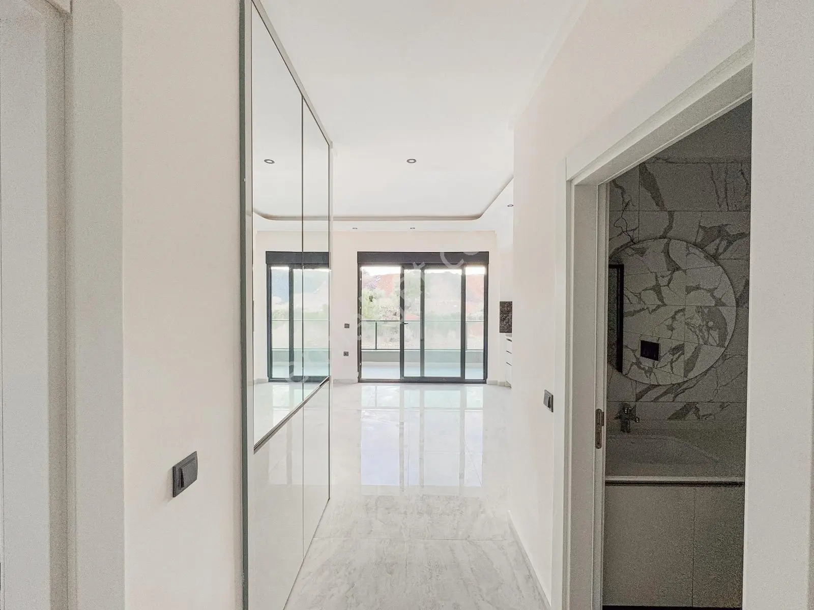 Alanya Oba 1+1 55m2 Full Aktiviteli Lüks Satılık Daire ! — fotoğraf 3