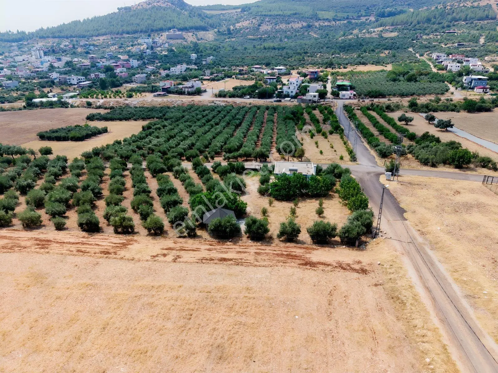 Kozan Gayrimenkulden Ağlıboğazda Lokasyonu Güzel Müstakil — fotoğraf 5