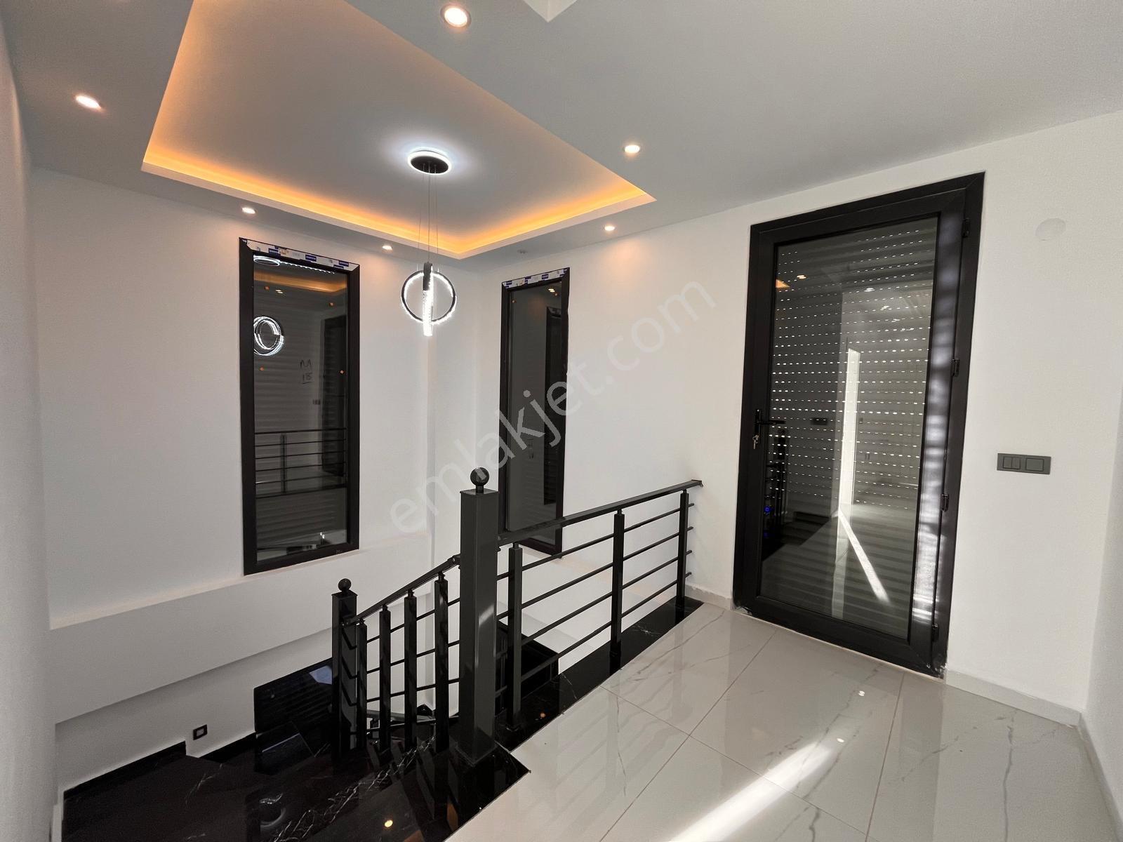 Gerçek Bir Villa 700 M2 Arsa İçinde Bahçeli Havuzlu — fotoğraf 14