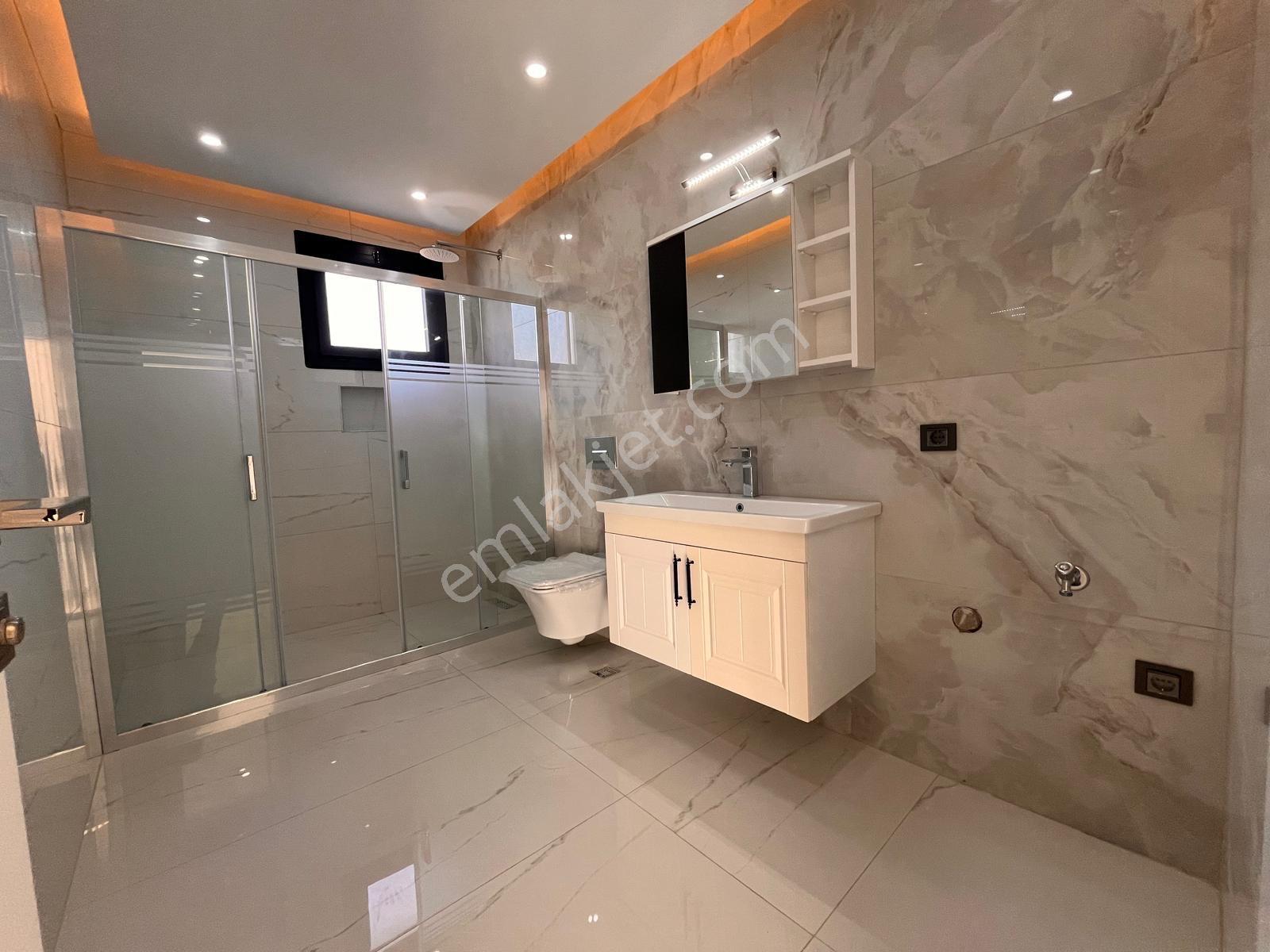 Gerçek Bir Villa 700 M2 Arsa İçinde Bahçeli Havuzlu — fotoğraf 17