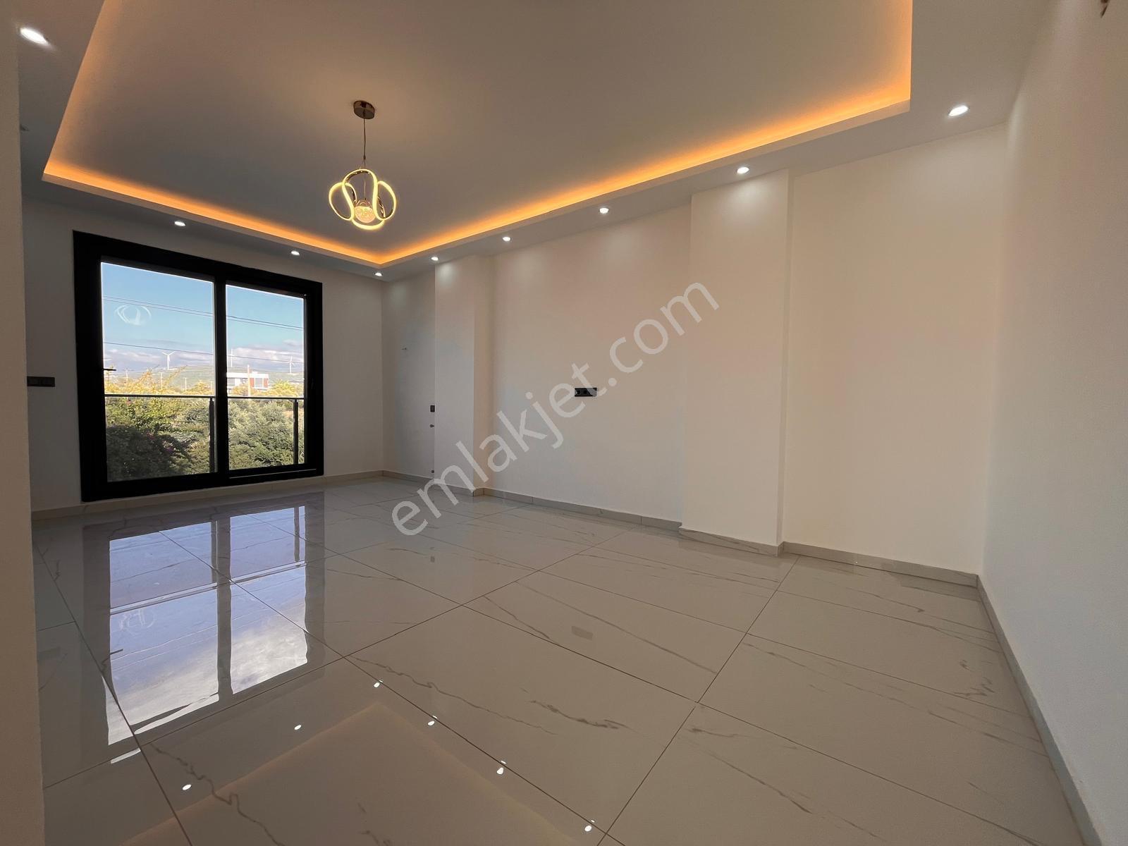 Gerçek Bir Villa 700 M2 Arsa İçinde Bahçeli Havuzlu — fotoğraf 19