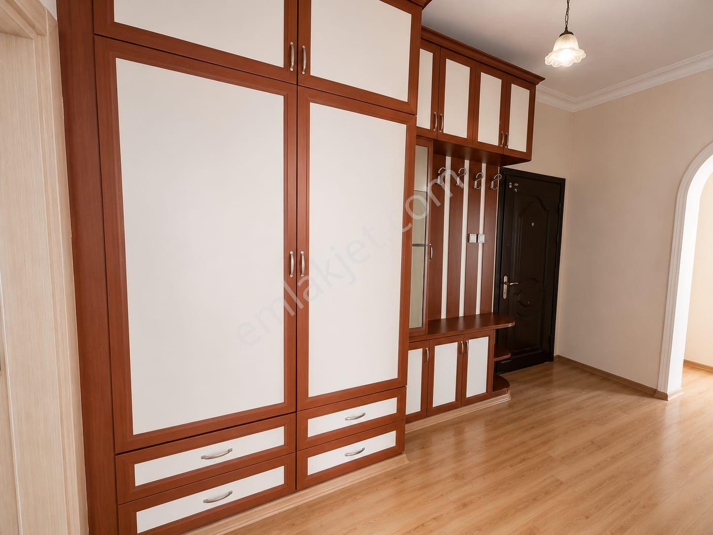 Yeşilyurt Mahallesinde 3+1 Tek Daire Üzerine Satılık 160 M2 Daire Görmeden Geçme — fotoğraf 16
