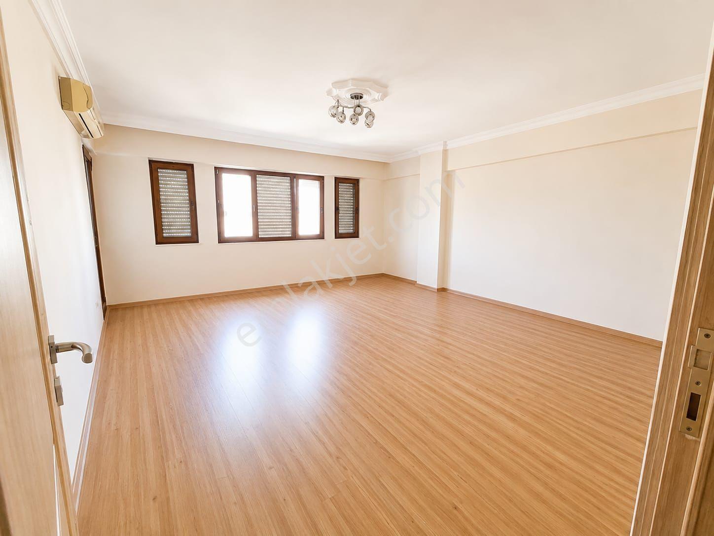 Yeşilyurt Mahallesinde 3+1 Tek Daire Üzerine Satılık 160 M2 Daire Görmeden Geçme — fotoğraf 22