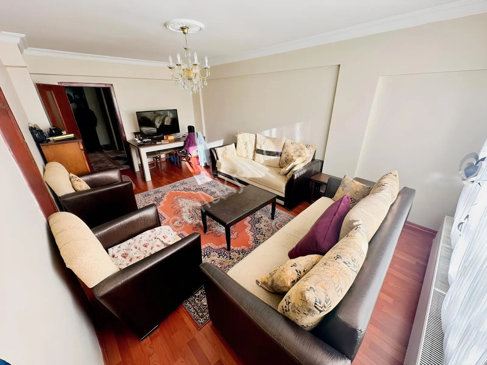 Haftanın Fırsat Dairesi 340 Cad Üzerinde 3+1 120m2 Acil Satılık! — fotoğraf 7