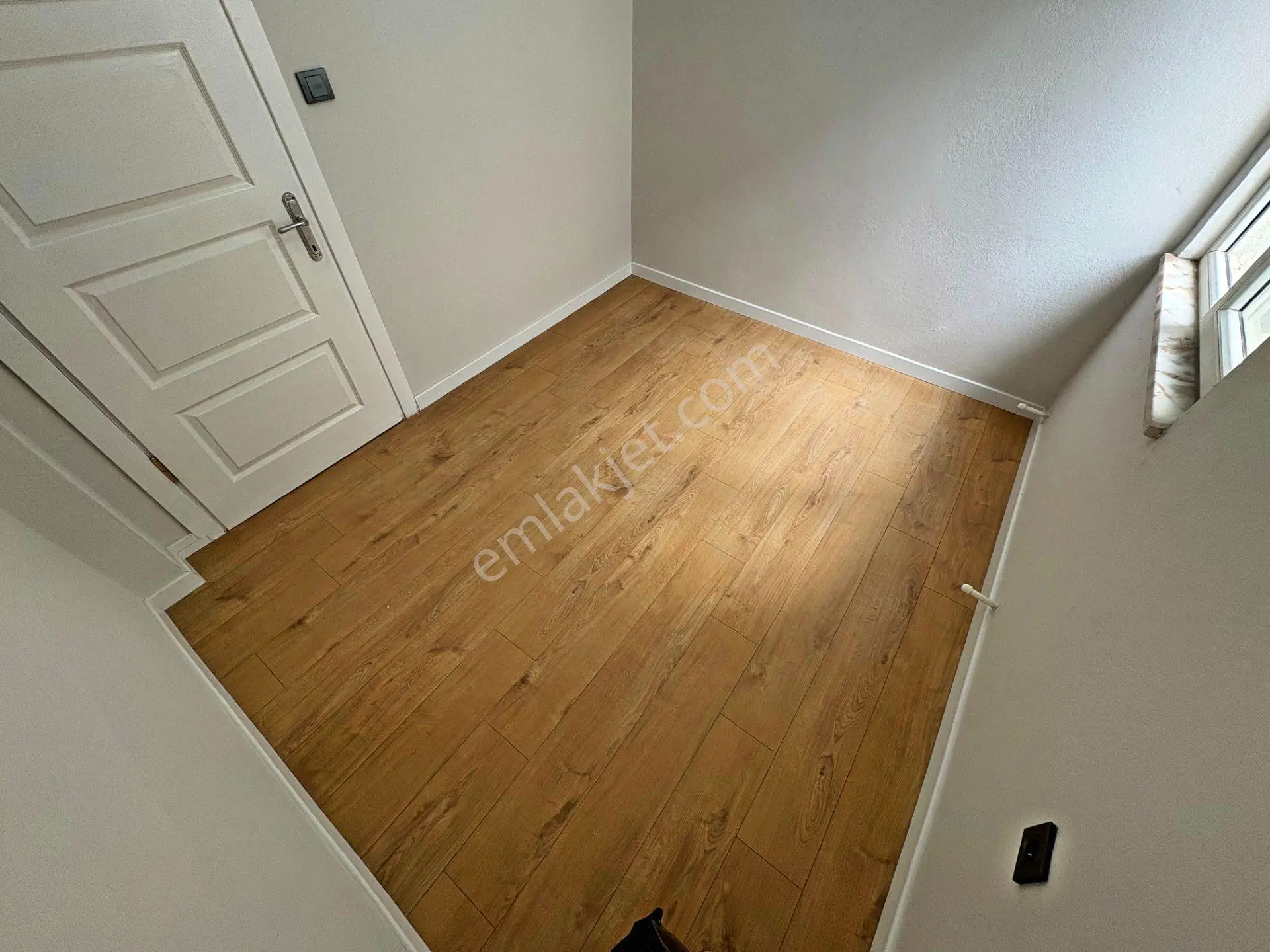 Aktiften Akçay Merkez'de Satılık Full Yapılı 3+1 Çift Balkonlu Arakat Daire — fotoğraf 15