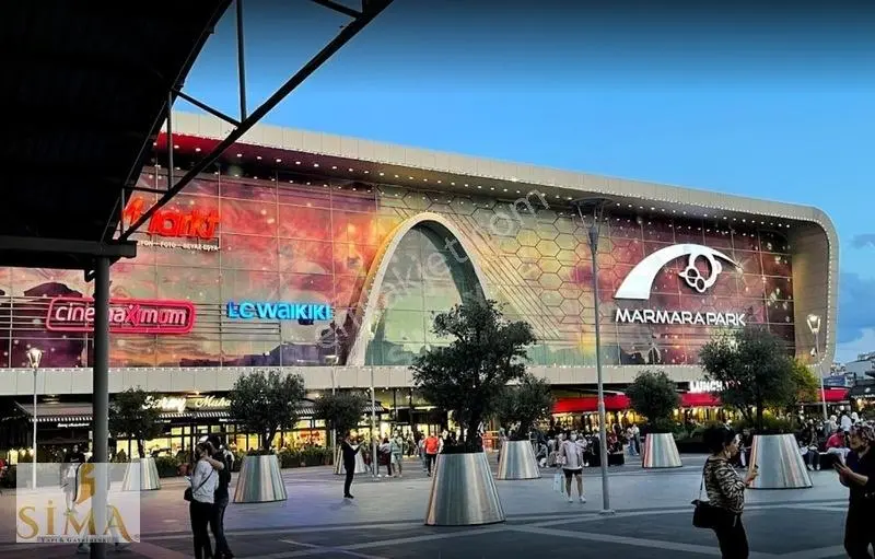 Sima Yapı'dan Metrobüse Çok Yakın 120 M² 2+1 Bahçeli Satılık — fotoğraf 9