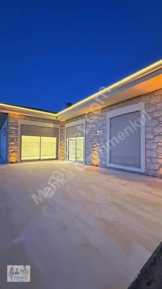Manisa Güzelköy Mahallesi Satılık 3+1 Site İçerisinde Villa