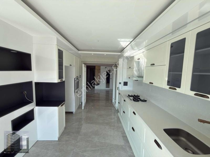 Öz Urhanlar Emlaktan Eğriköprü Mah. 4+1 Satılık Lüks Daire — fotoğraf 15