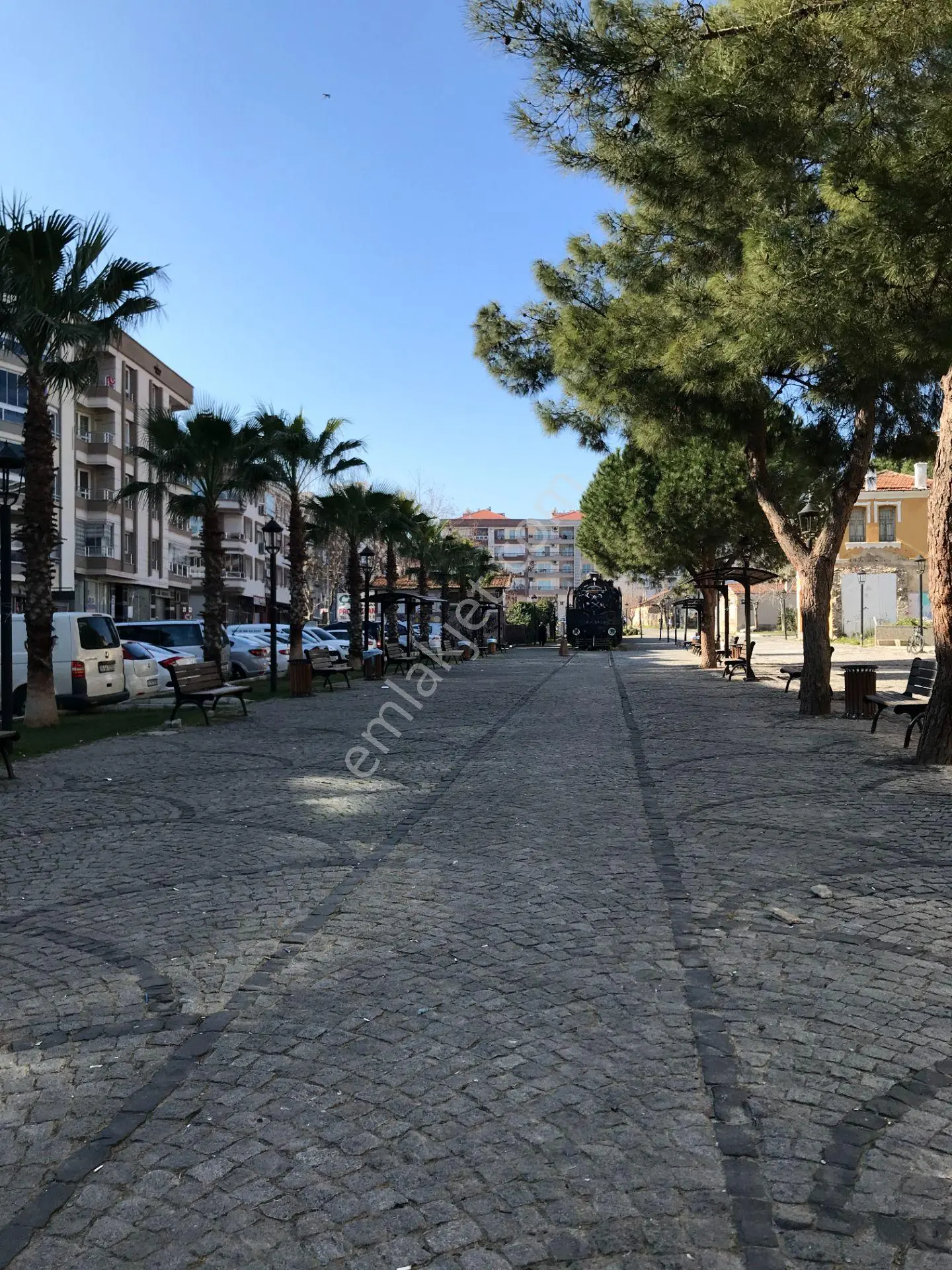Gaziemir Atıfbey Mah. (boş Kiracısız) 3+1 Daire