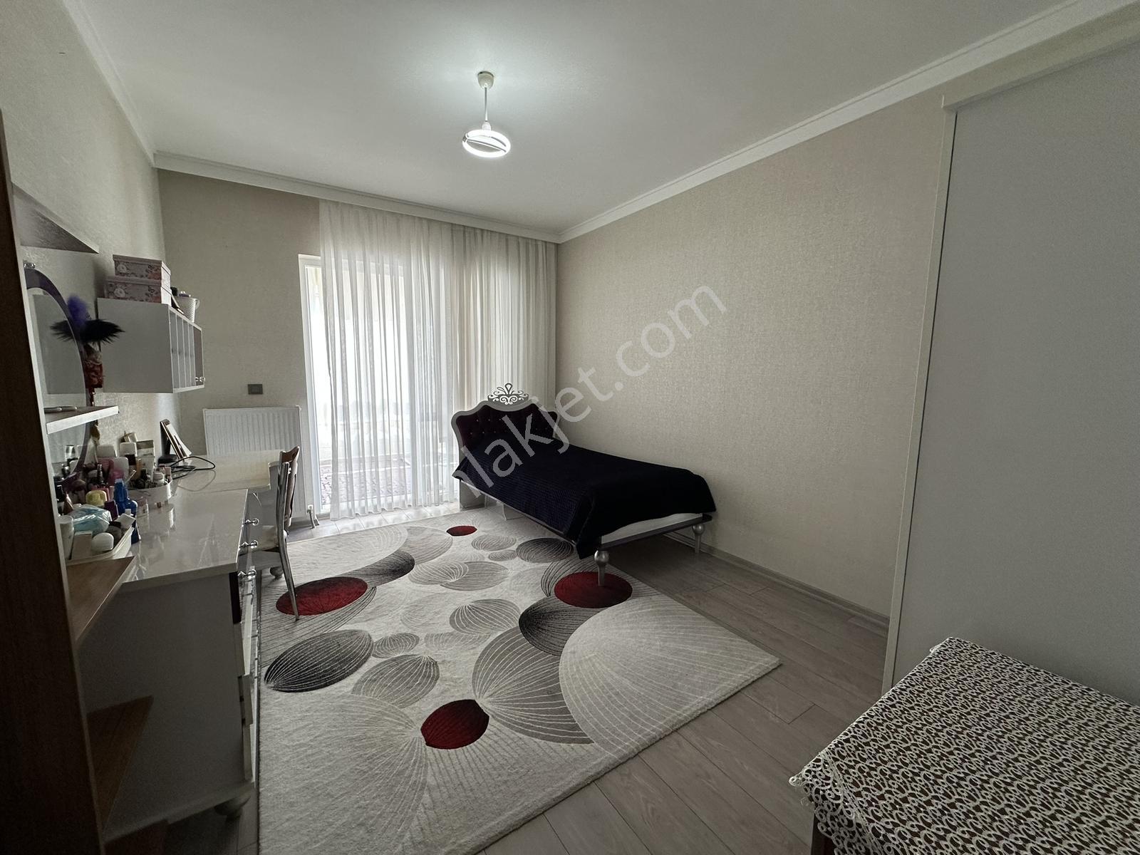 Şehri Yaren Konutlarında 4+1 Ön Cephe Cam Balkonlu Satılık Daire — fotoğraf 13