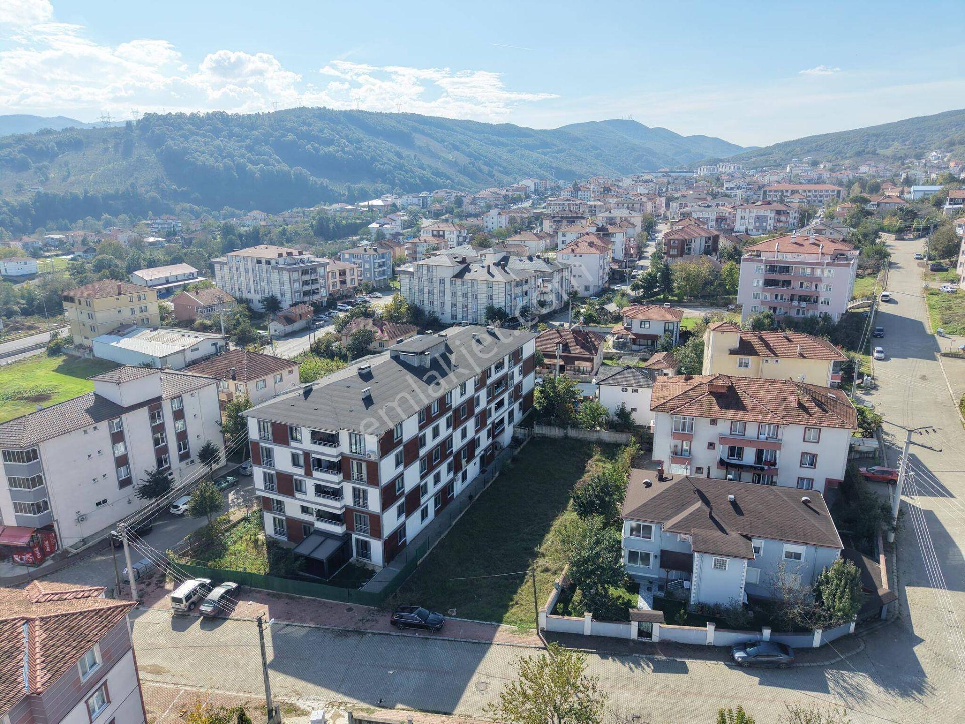 Gümüşova Kültür Mahallesi'nde 600 M2 Satılık İmarlı Arsa — fotoğraf 9