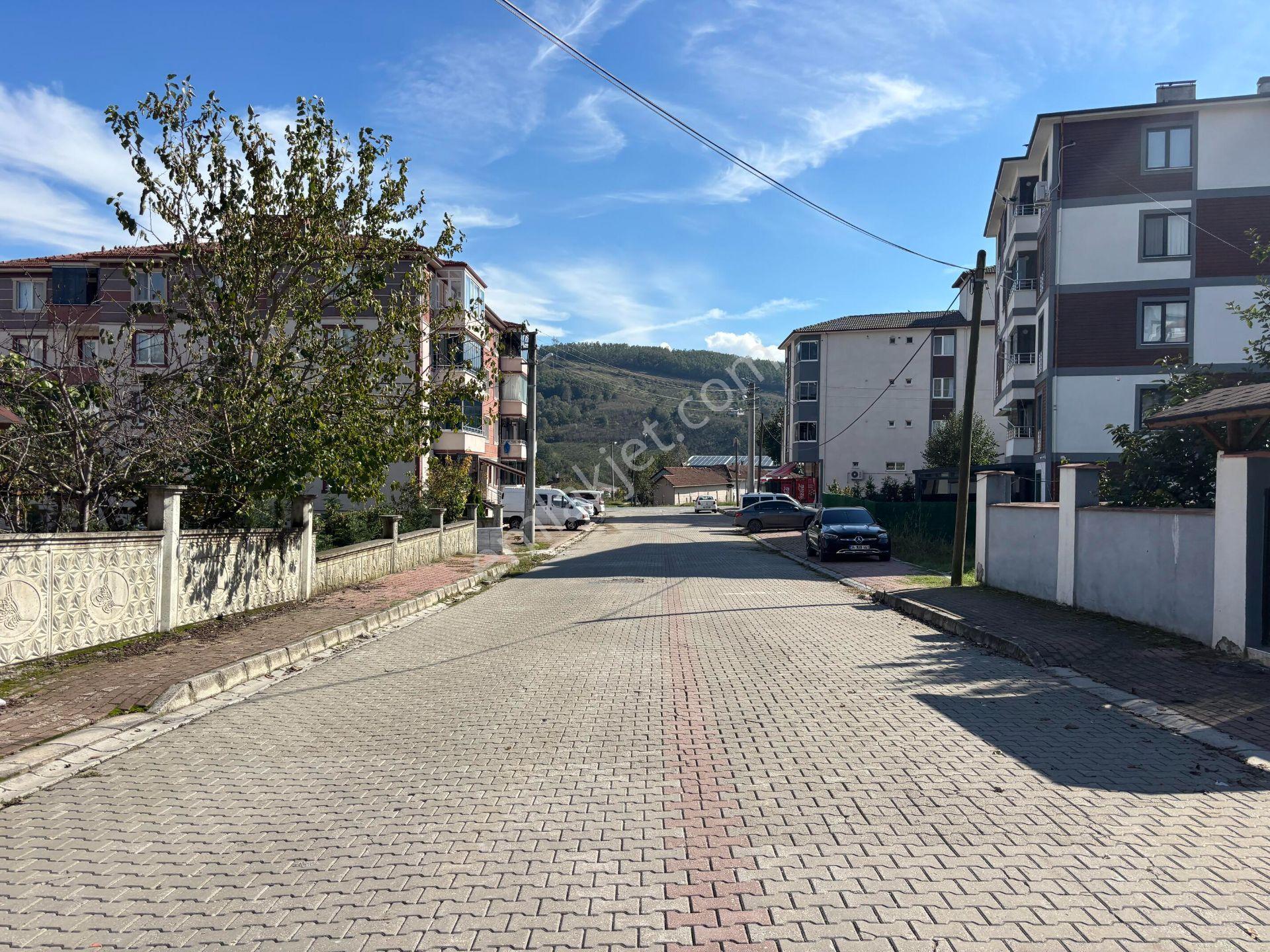Gümüşova Kültür Mahallesi'nde 600 M2 Satılık İmarlı Arsa — fotoğraf 16