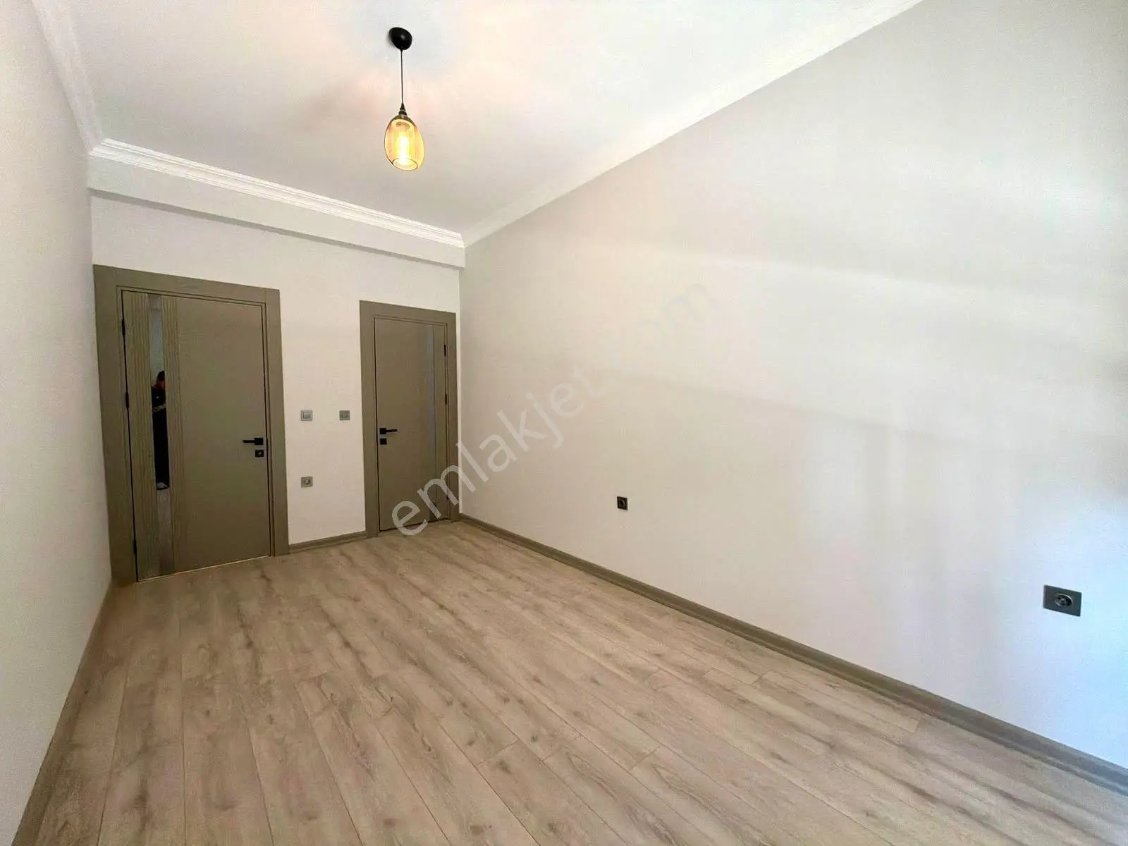 Referans'tan Altınkum'da Ön Cephe Ebeveyn Banyolu Lüx 2+1 Daire — fotoğraf 13