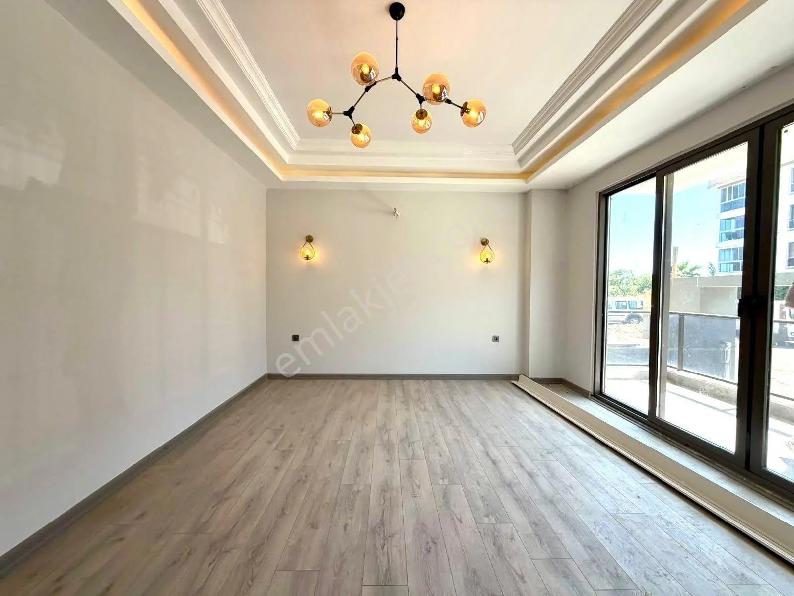 Referans'tan Altınkum'da Ön Cephe Ebeveyn Banyolu Lüx 2+1 Daire — fotoğraf 16