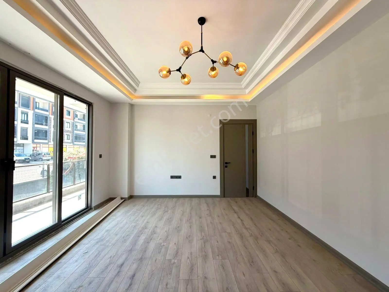 Referans'tan Altınkum'da Ön Cephe Ebeveyn Banyolu Lüx 2+1 Daire — fotoğraf 28