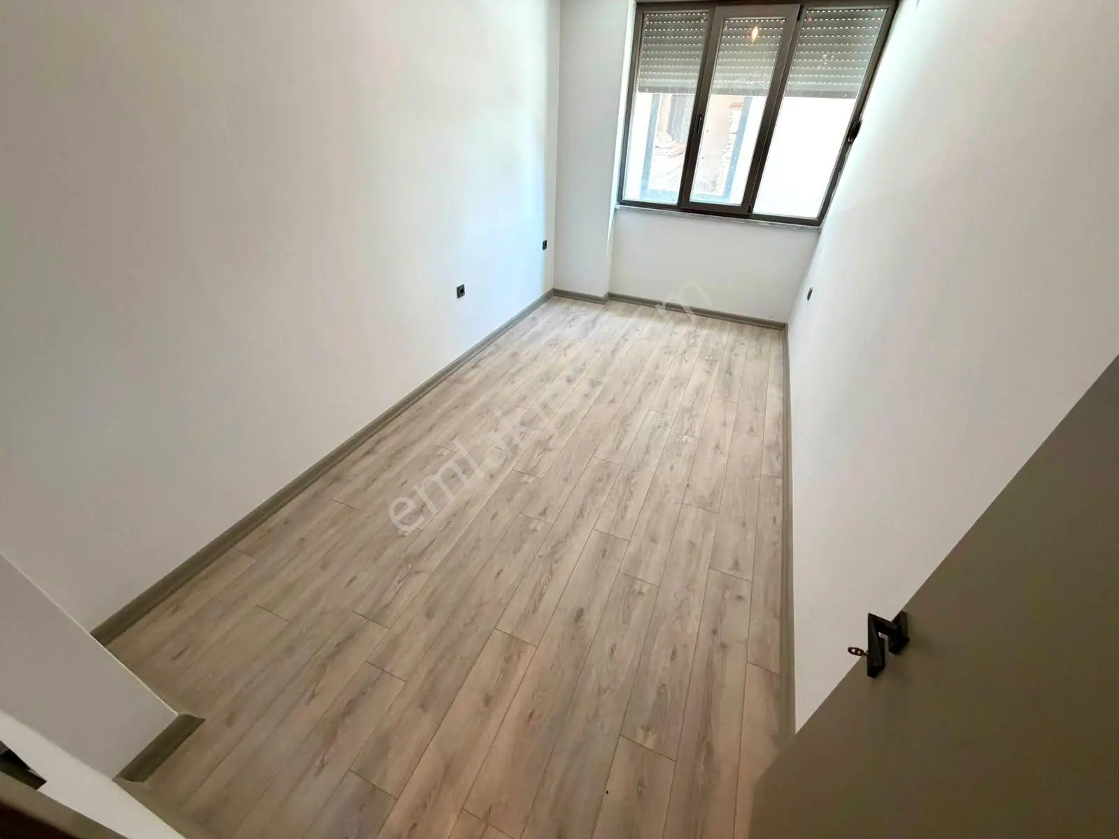 Referans'tan Altınkum'da Ön Cephe Ebeveyn Banyolu Lüx 2+1 Daire — fotoğraf 32