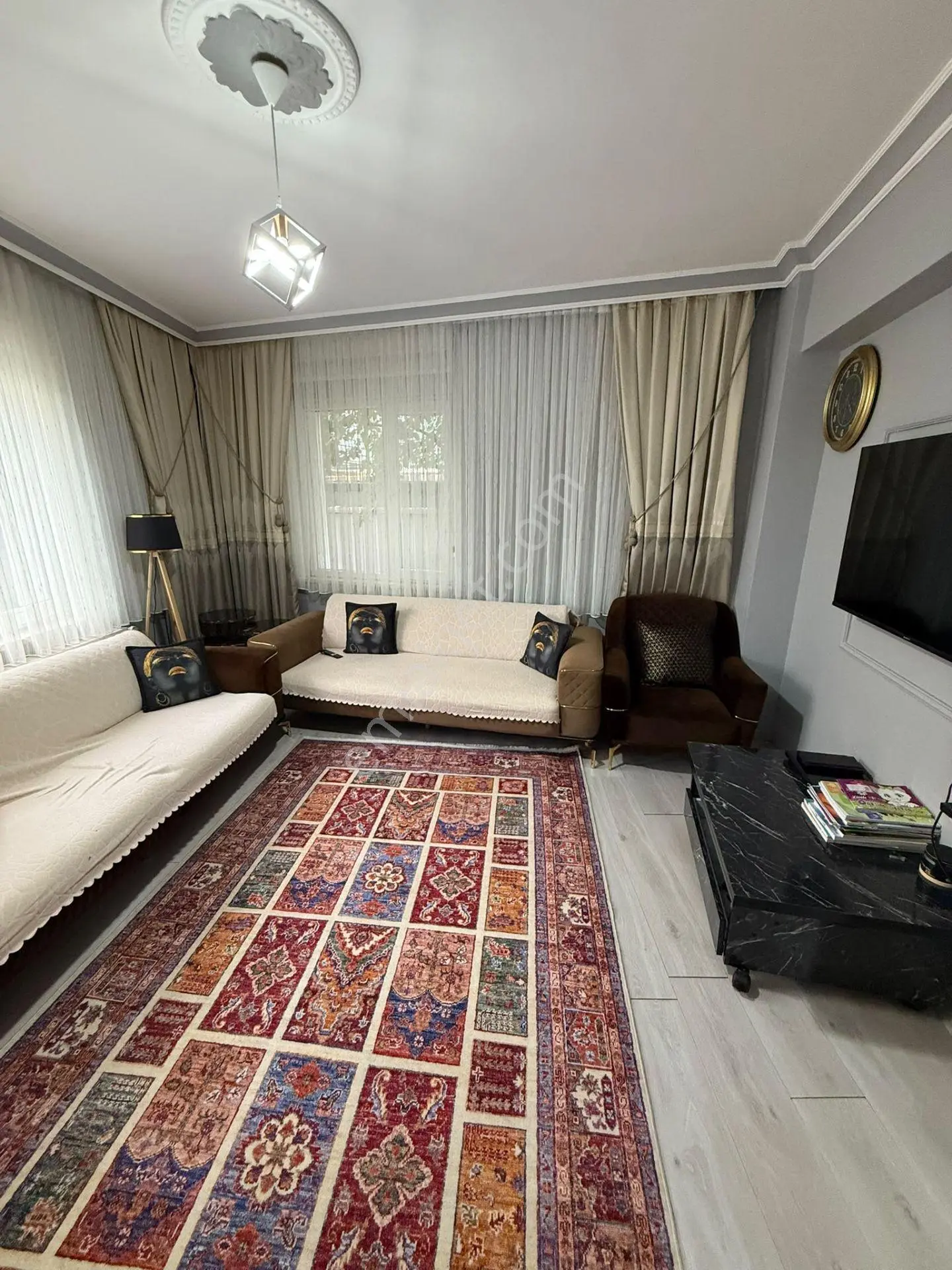 Gülekmek Fırını Yanı Satılık 3+1 Daire 110M²