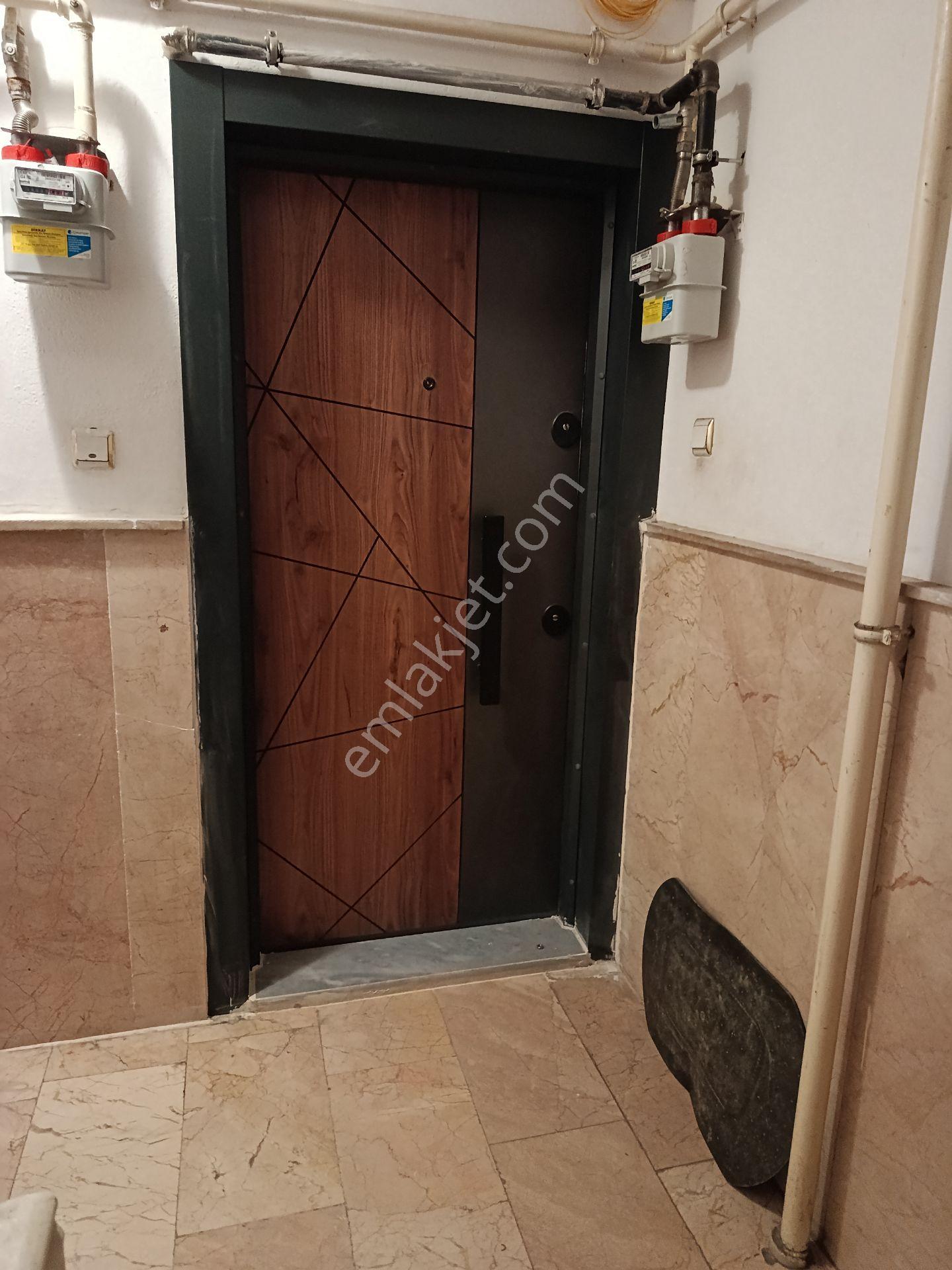 Pazartesi Pazarı Yanı Mavral Sokak'ta 140m² 3+1 Satılık Daire — fotoğraf 4